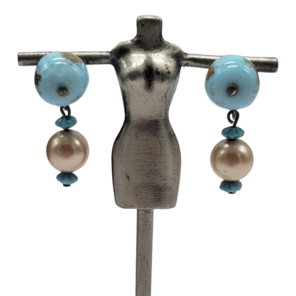 Vintage 1950's Screw Back Clip Pearl Drop Earrings - Picture 2 of 3